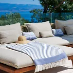 Luxury Ella *