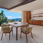 Luxury Ella *